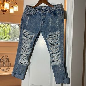 Glamorous brand boyfriend cut jeans size 6 (US)